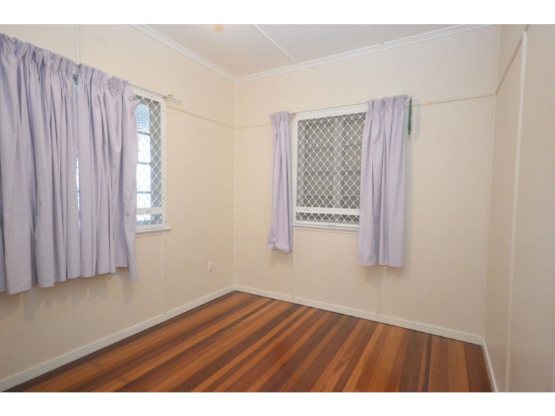 89 Creek Road, Mount Gravatt East QLD 4122