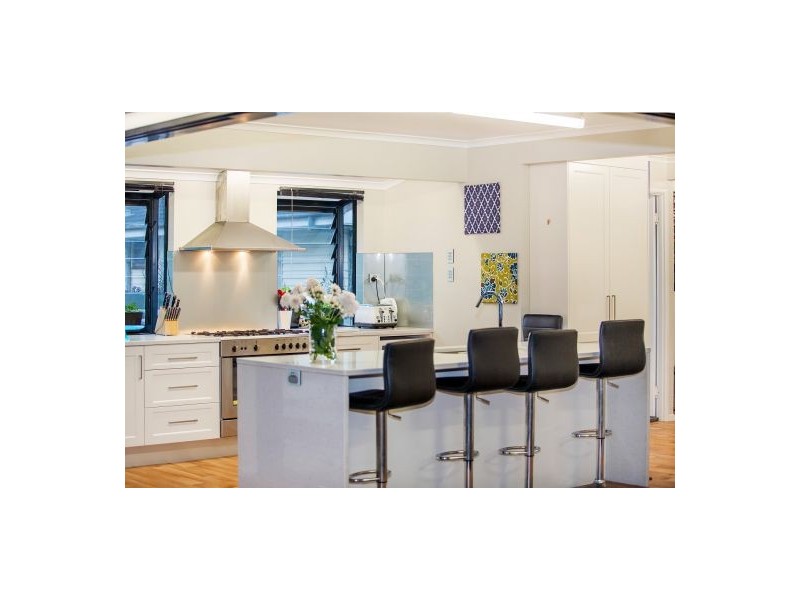 47 Arura Street, Mansfield QLD 4122