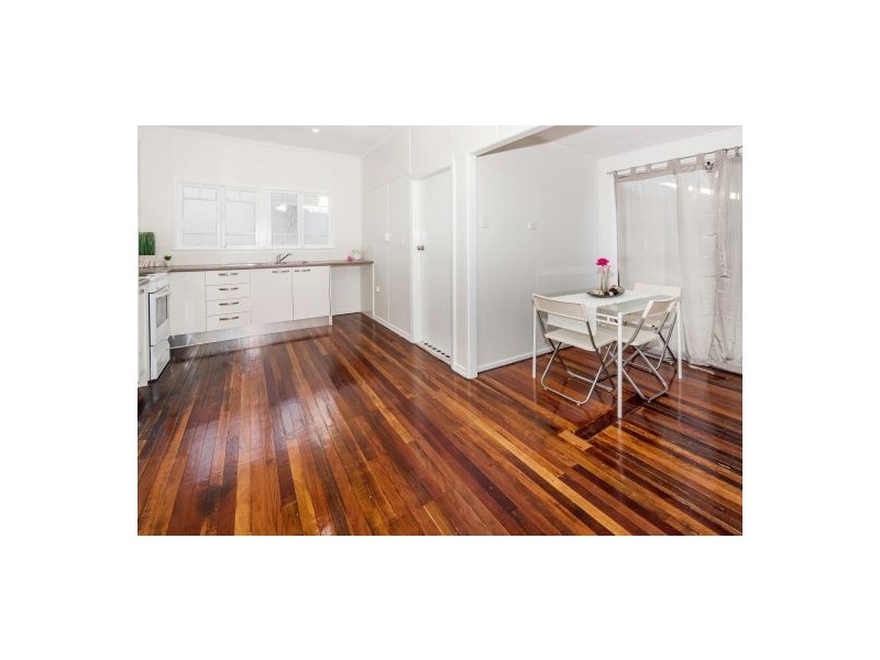 82 Lindwall Street, Upper Mount Gravatt QLD 4122