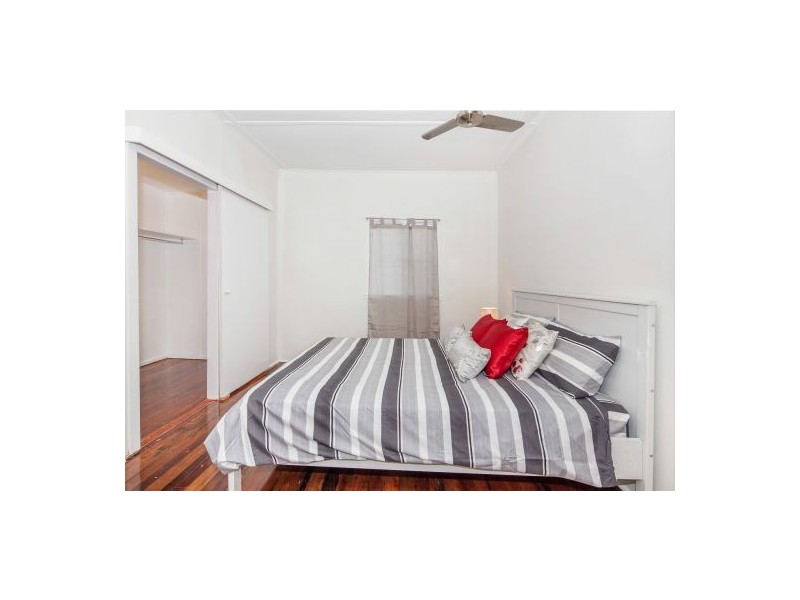 82 Lindwall Street, Upper Mount Gravatt QLD 4122