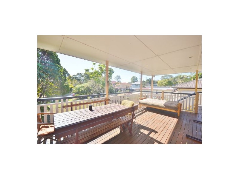 60 Samuel Street, Camp Hill QLD 4152