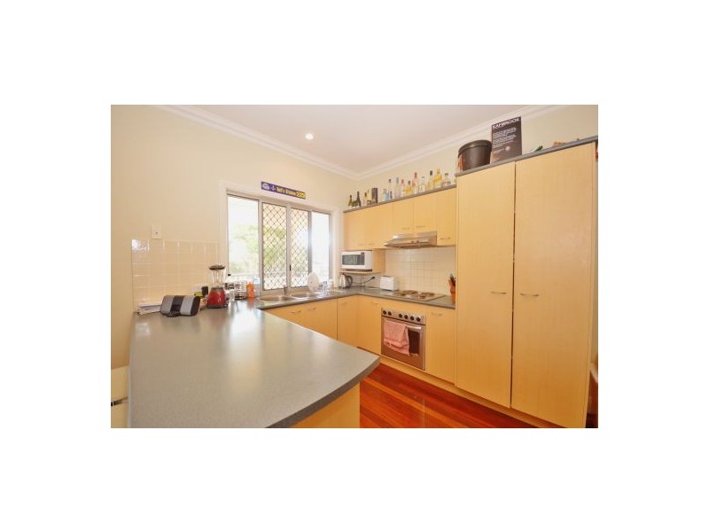 60 Samuel Street, Camp Hill QLD 4152