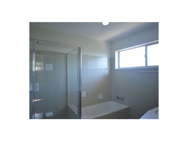 5 Jilloong Street, Mansfield QLD 4122