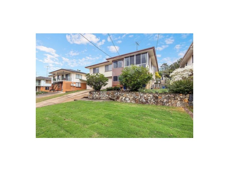 80 Valentia Street, Mansfield QLD 4122