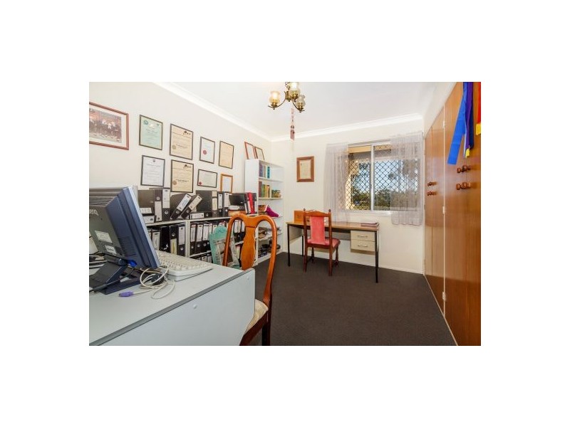 31 Lewana Street, Mansfield QLD 4122