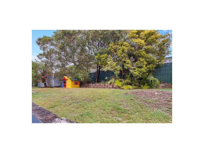80 Valentia Street, Mansfield QLD 4122