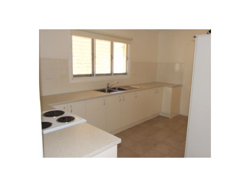 90 Zetland Street, Upper Mount Gravatt QLD 4122