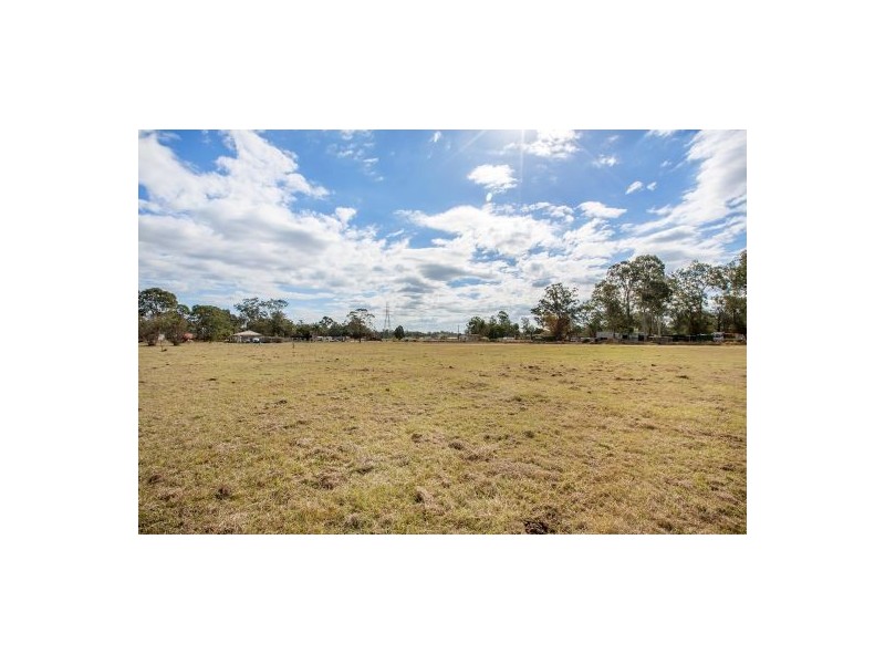 142 Sherbrooke Road, Willawong QLD 4110