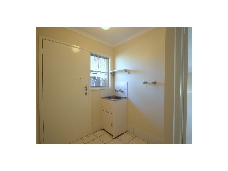 41 Meadowlands Road, Carindale QLD 4152