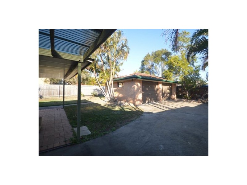 41 Meadowlands Road, Carindale QLD 4152