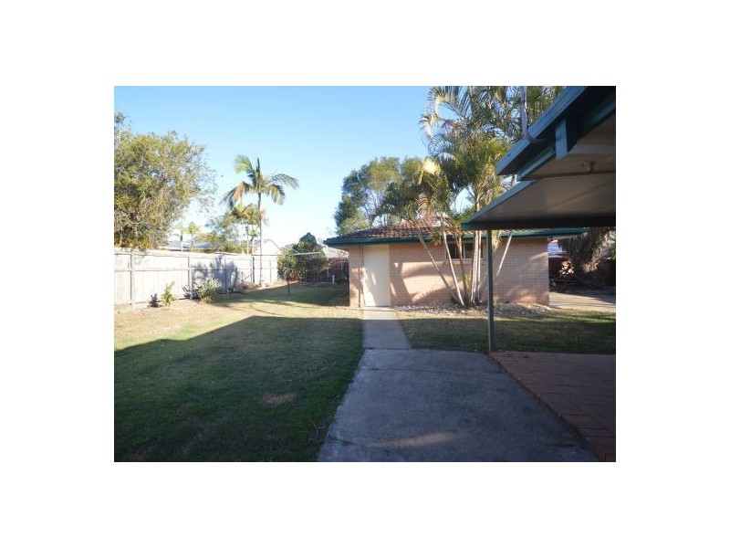 41 Meadowlands Road, Carindale QLD 4152