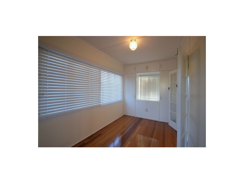 120 Dawson Road, Upper Mount Gravatt QLD 4122