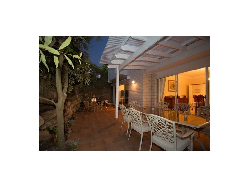 8 Drysdale Cl, Mackenzie QLD 4156