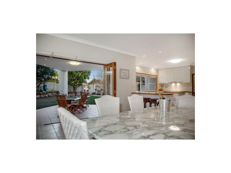 8 Drysdale Cl, Mackenzie QLD 4156