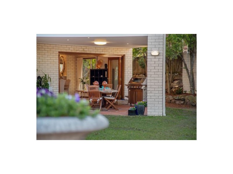 8 Drysdale Cl, Mackenzie QLD 4156