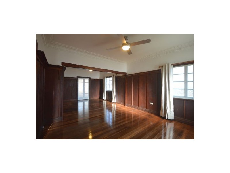 20 Brinawa Street, Camp Hill QLD 4152