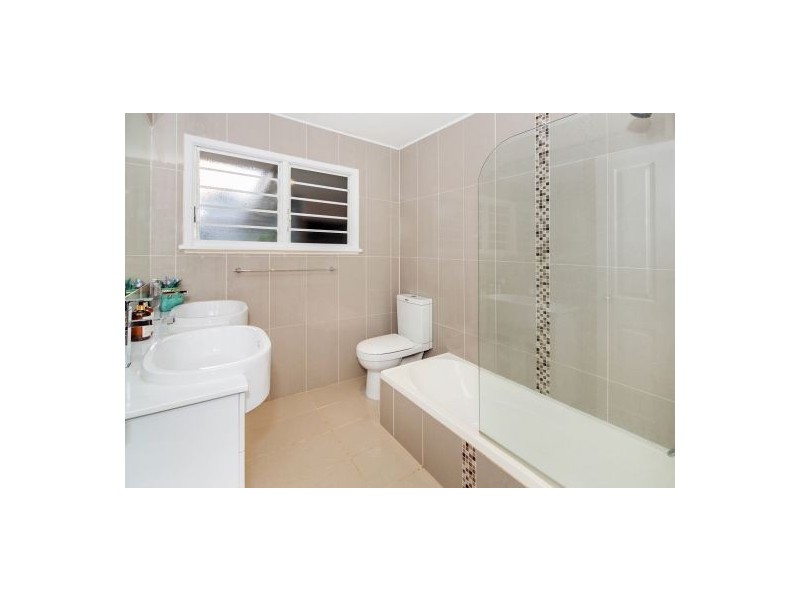 1 Exmoor Street, Upper Mount Gravatt QLD 4122