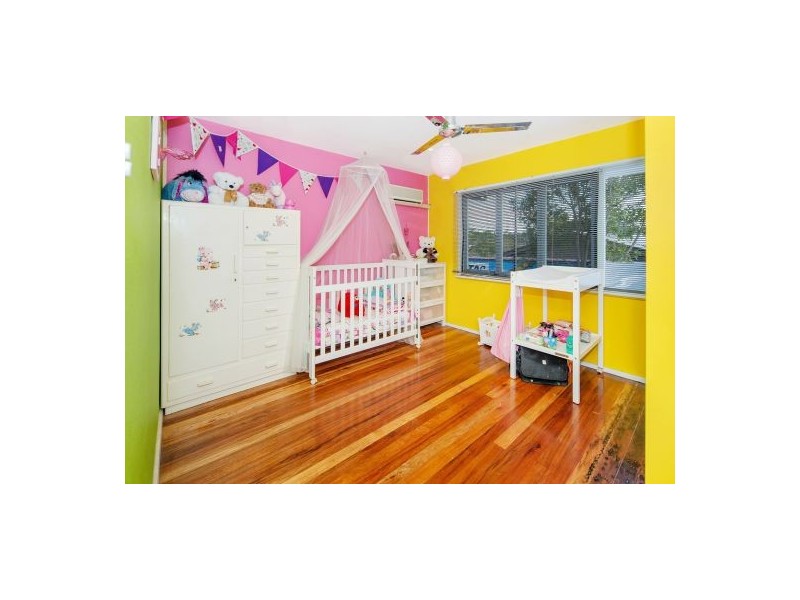 1 Exmoor Street, Upper Mount Gravatt QLD 4122