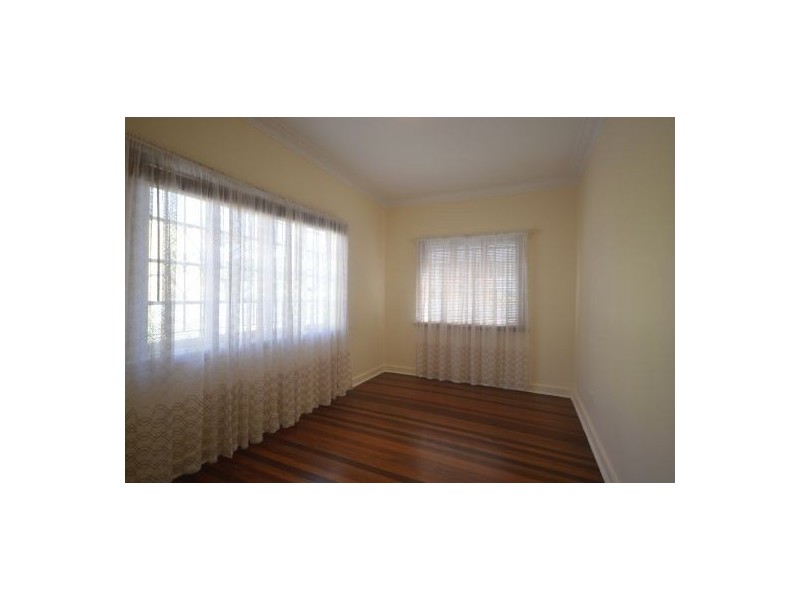 1370 Logan Road, Mount Gravatt QLD 4122