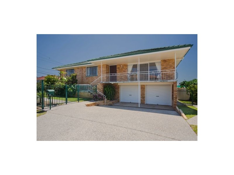 33 Lorinya Street, Mansfield QLD 4122