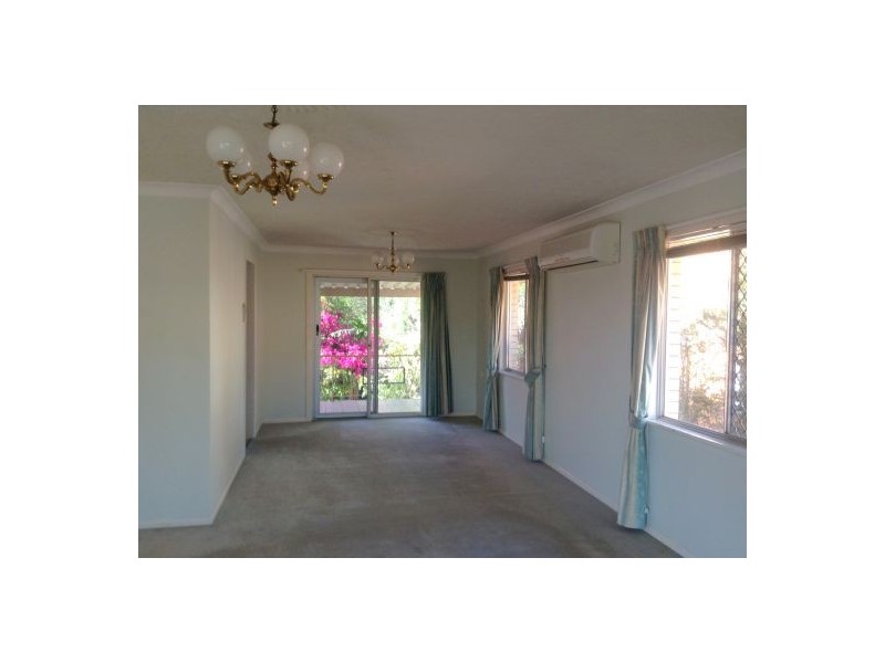 27 Nagle Street, Upper Mount Gravatt QLD 4122