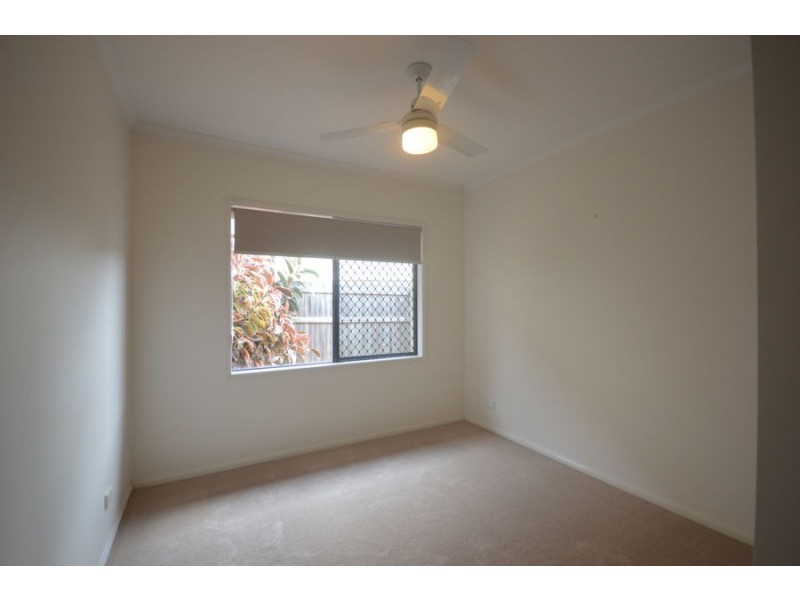 15 Mozart Place, Mackenzie QLD 4156