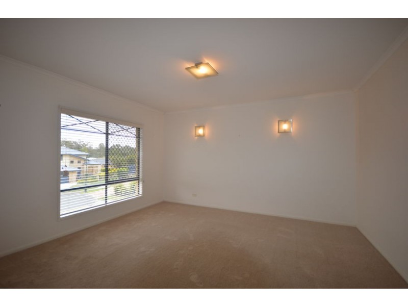 15 Mozart Place, Mackenzie QLD 4156