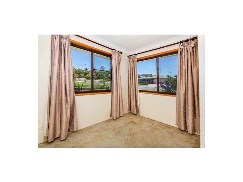 75 Greenwood Street, Wishart QLD 4122