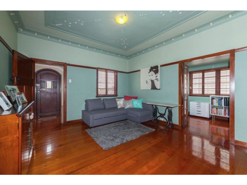 50 Amelia Street, Coorparoo QLD 4151