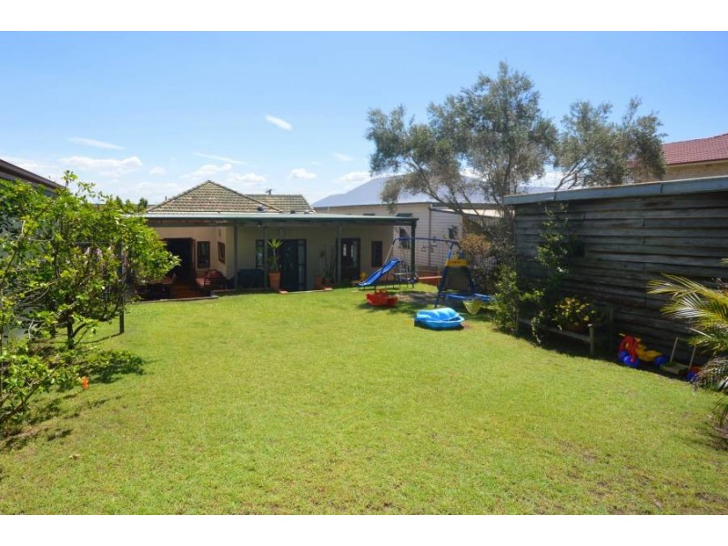 50 Amelia Street, Coorparoo QLD 4151