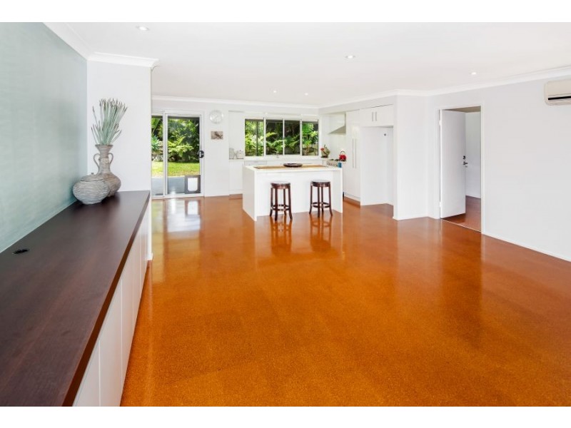 11 Pindari Crescent, Wishart QLD 4122