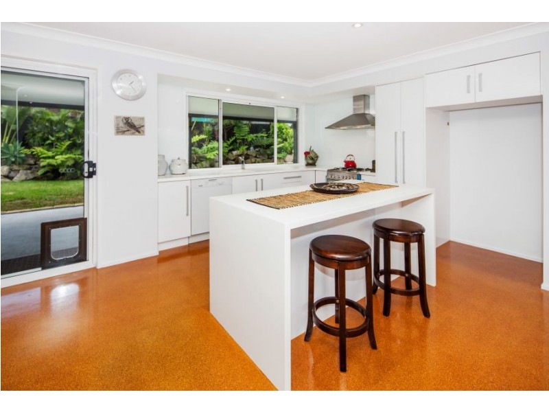 11 Pindari Crescent, Wishart QLD 4122