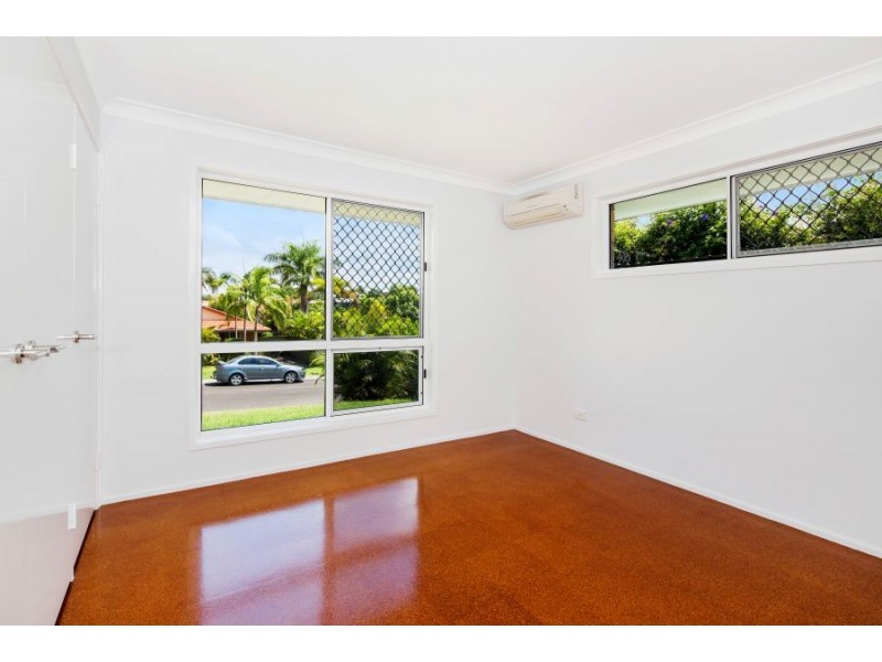 11 Pindari Crescent, Wishart QLD 4122