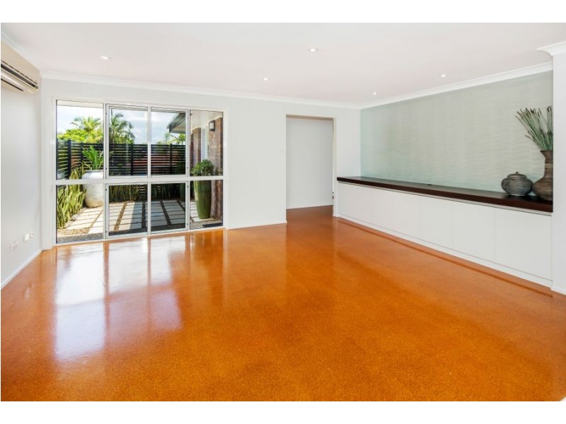 11 Pindari Crescent, Wishart QLD 4122