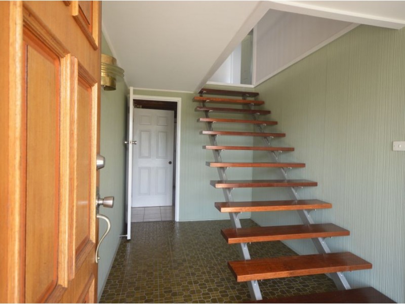 232 Broadwater Road, Mansfield QLD 4122