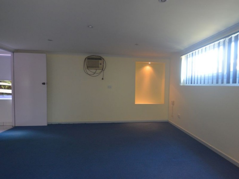 232 Broadwater Road, Mansfield QLD 4122