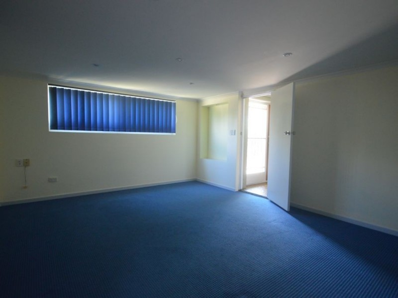 232 Broadwater Road, Mansfield QLD 4122