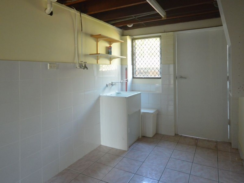 232 Broadwater Road, Mansfield QLD 4122