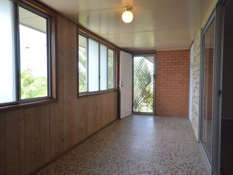 230 Broadwater Road, Mansfield QLD 4122