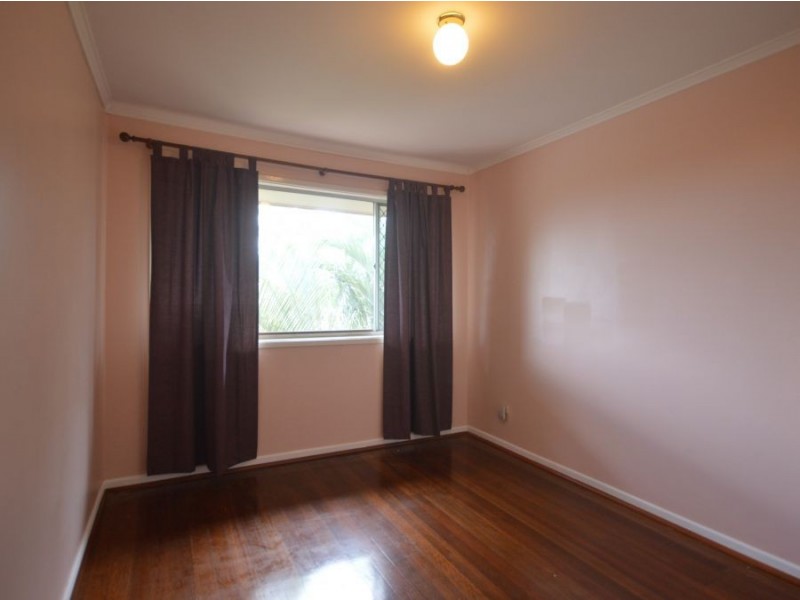 230 Broadwater Road, Mansfield QLD 4122