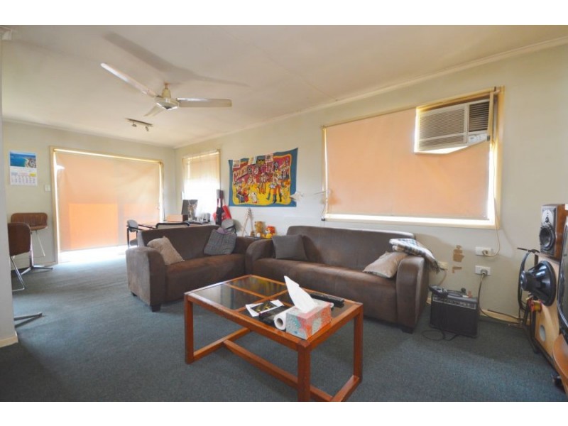 644 Mt. Gravatt-Capalaba Road, Wishart QLD 4122