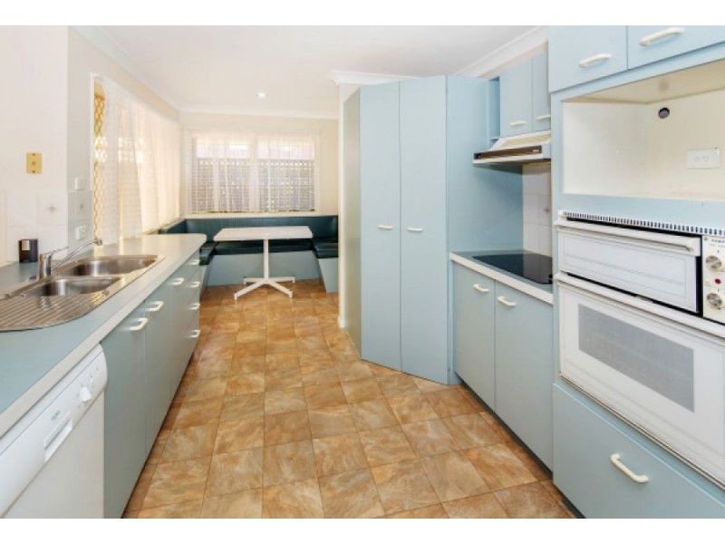 98 Delavan Street, Wishart QLD 4122