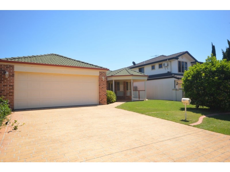 22 Shillington Place, Wishart QLD 4122