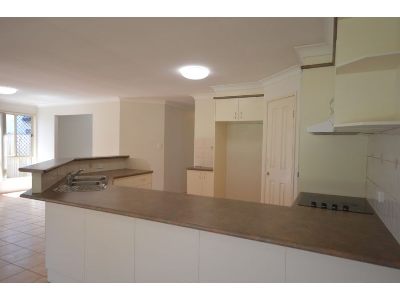 22 Shillington Place, Wishart QLD 4122