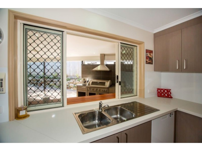 16 Casuarina Place, Mount Gravatt East QLD 4122