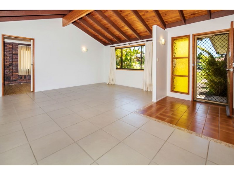 75 Greenwood Street, Wishart QLD 4122