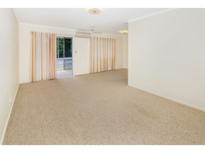 1047 Cavendish Road, Mount Gravatt East QLD 4122