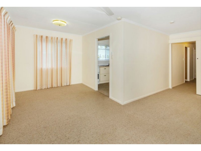 1047 Cavendish Road, Mount Gravatt East QLD 4122