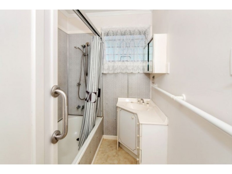 1047 Cavendish Road, Mount Gravatt East QLD 4122