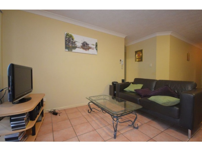 3/85-87 Victoria Terrace, Greenslopes QLD 4120